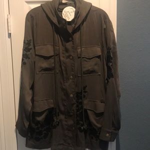 Embroidered shirt jacket